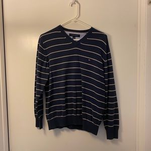 Tommy Hilfiger blue v-neck sweater - Size Medium